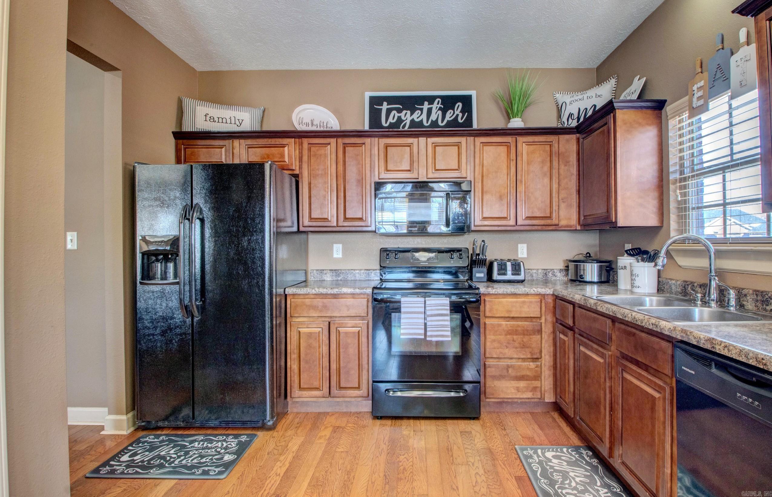 BASE MEADOWS ADDN - Residential