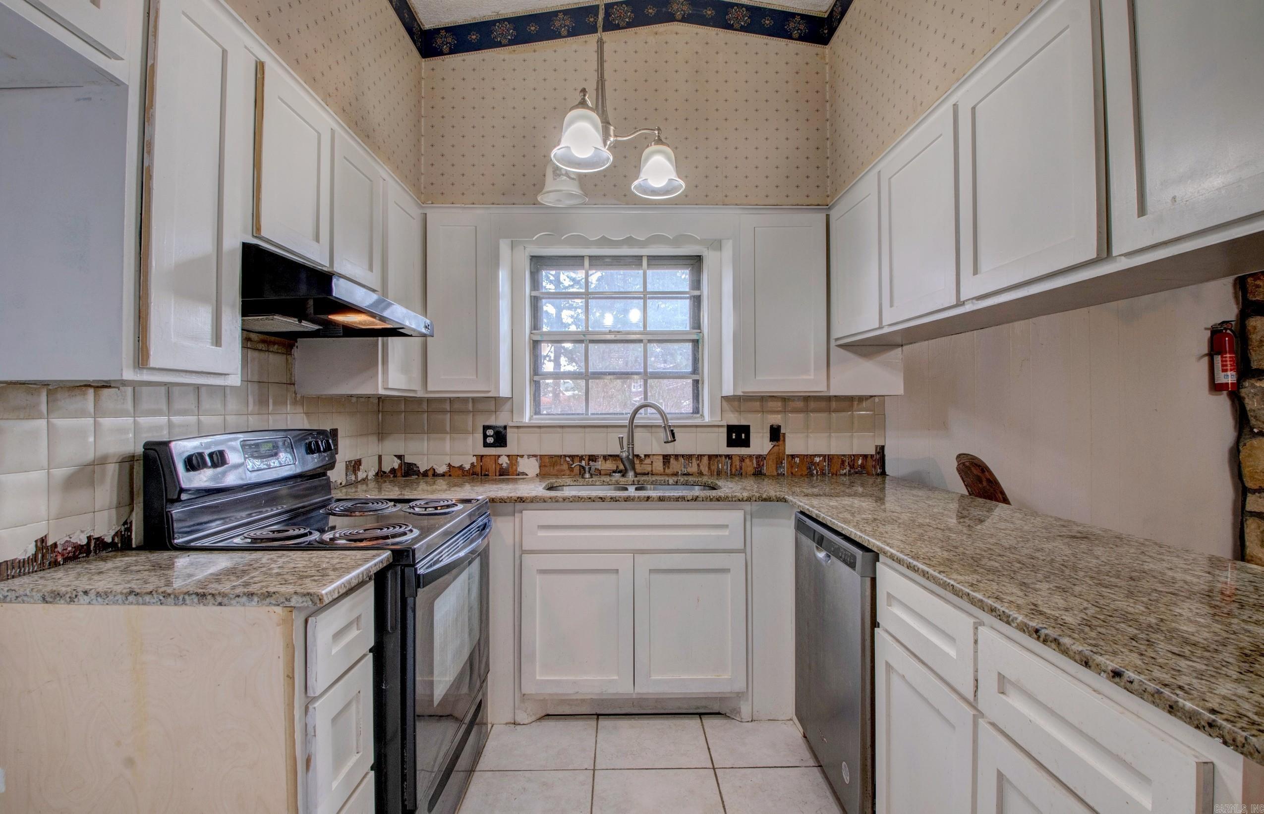 WESTCHESTER VILLAGE - Residential