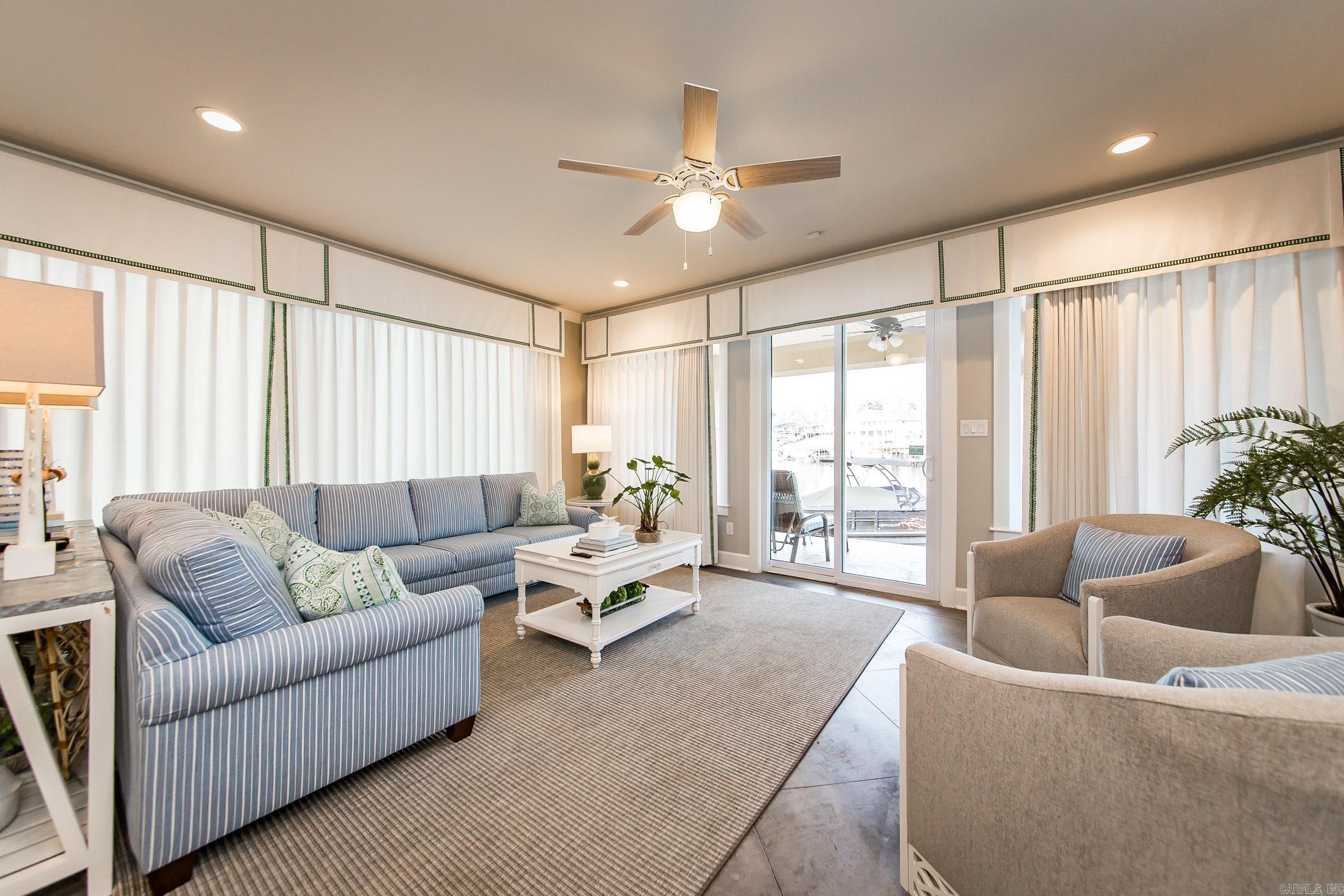 Lake Pointe HPR - Residential