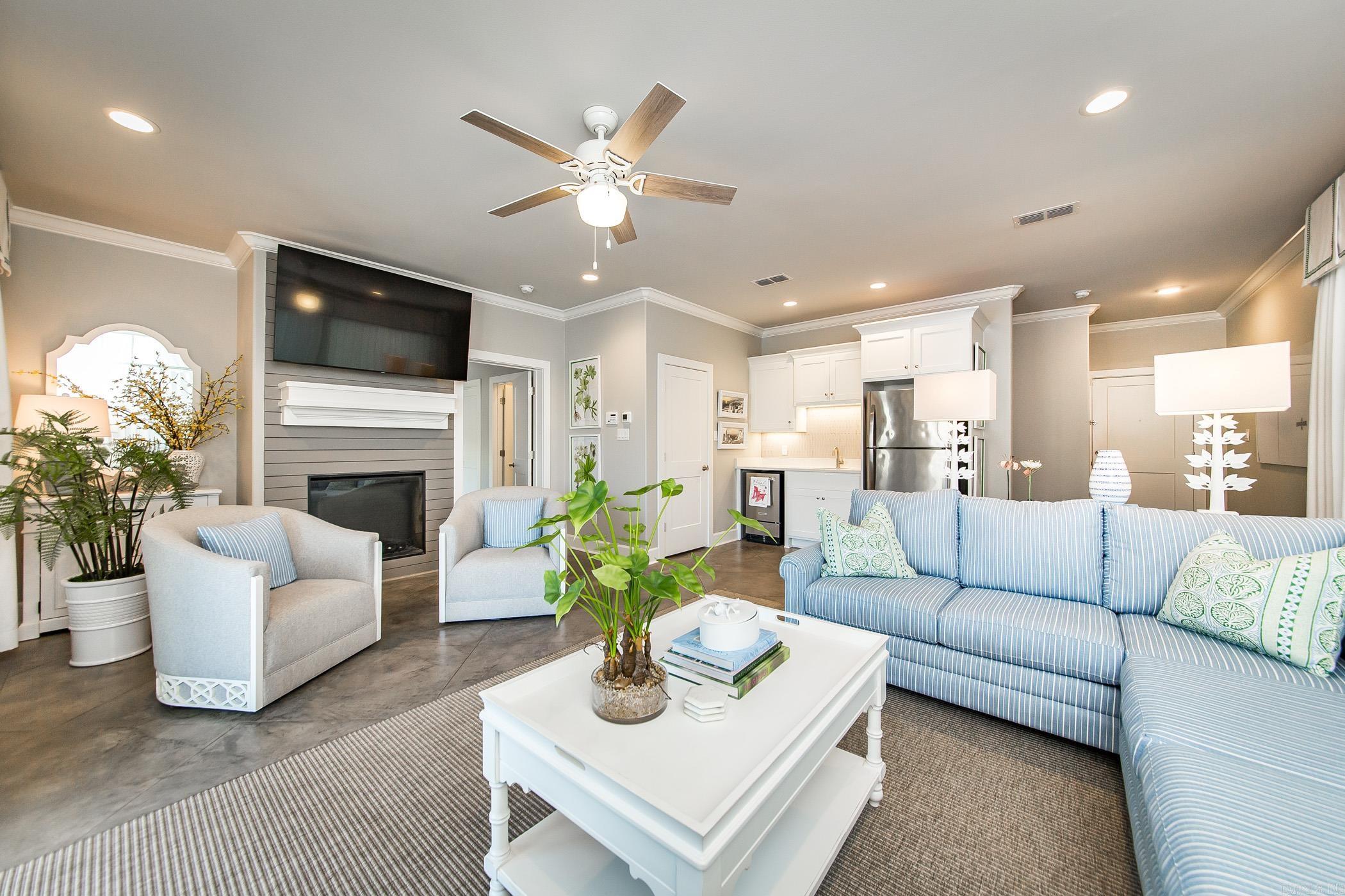 Lake Pointe HPR - Residential