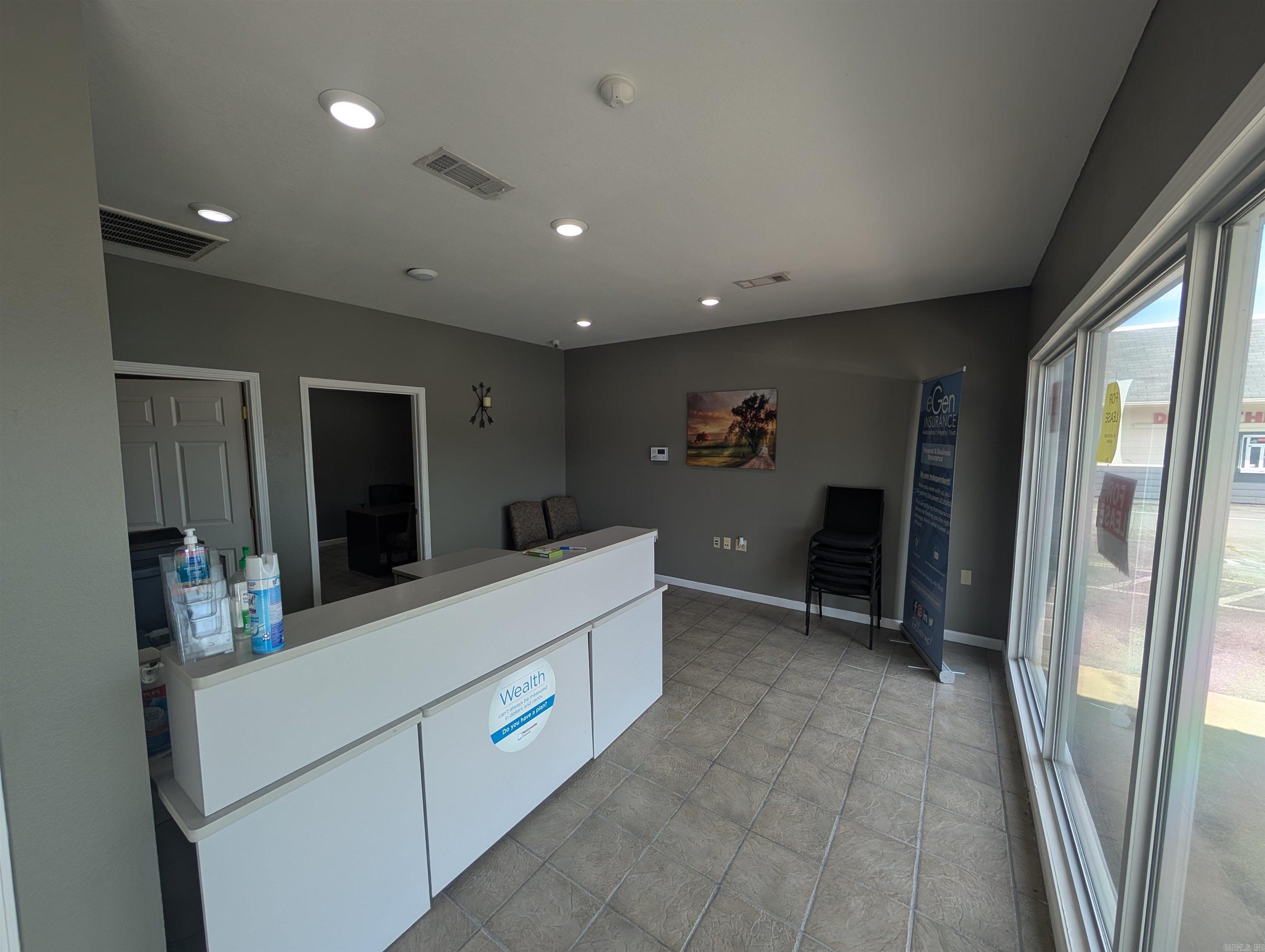 11-07-07 Searcy Outlots - Residential Lease