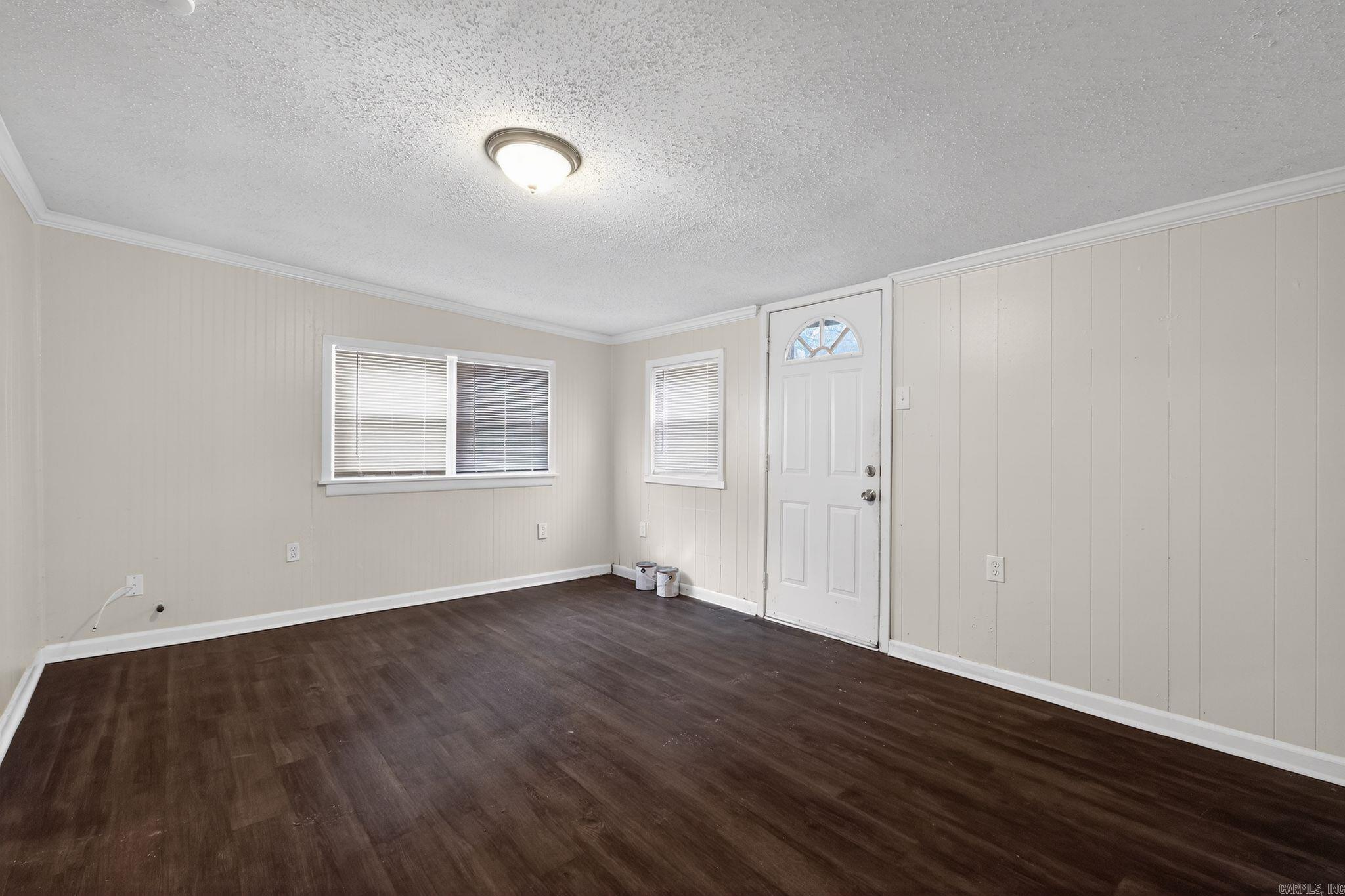 BARROW JOHN - Residential