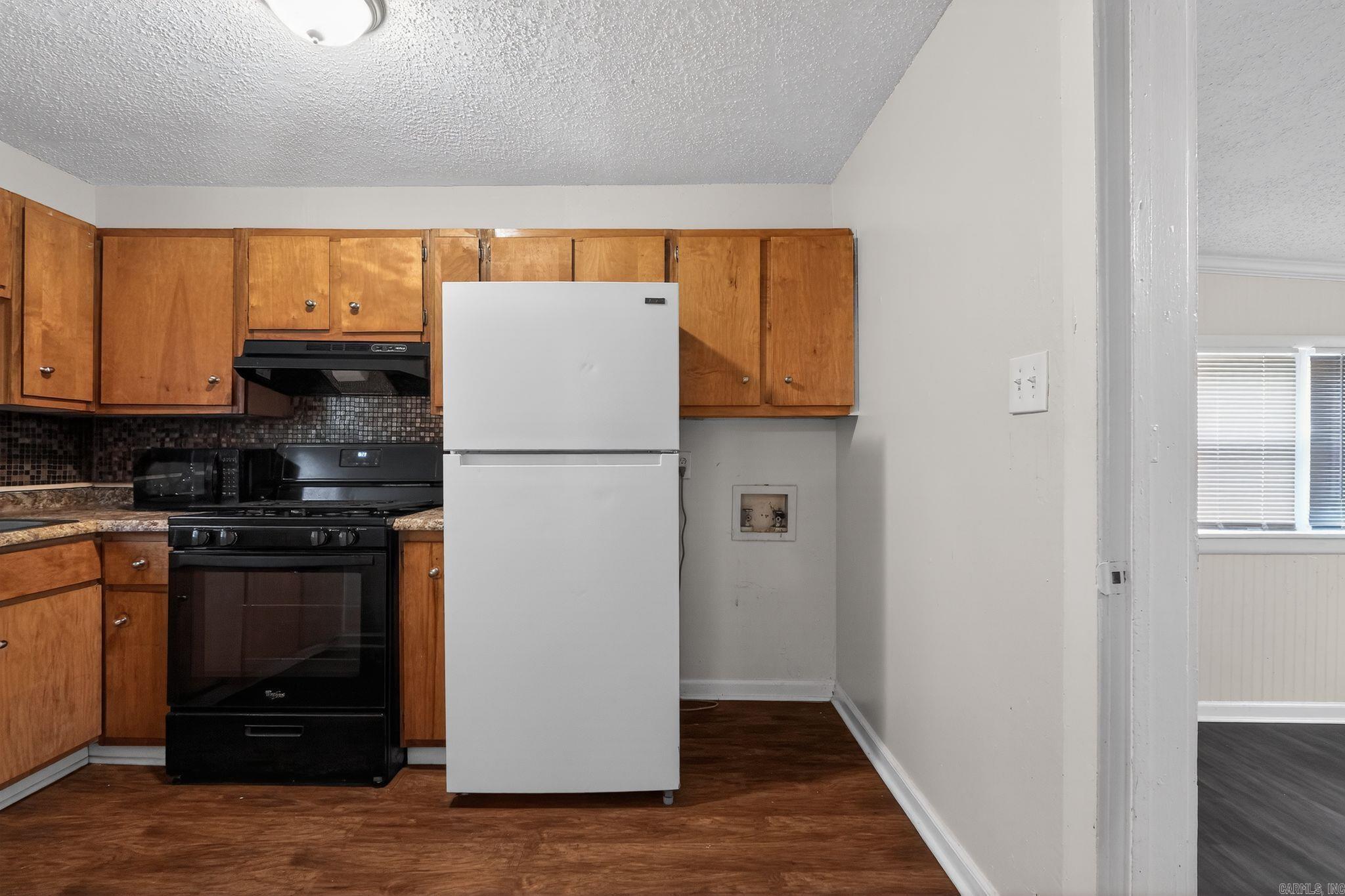 BARROW JOHN - Residential