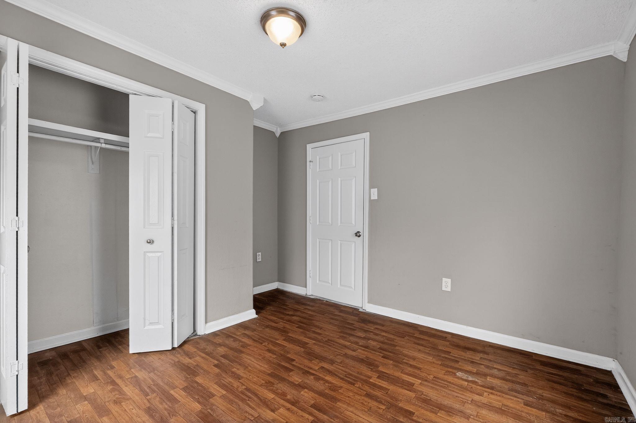 BARROW JOHN - Residential