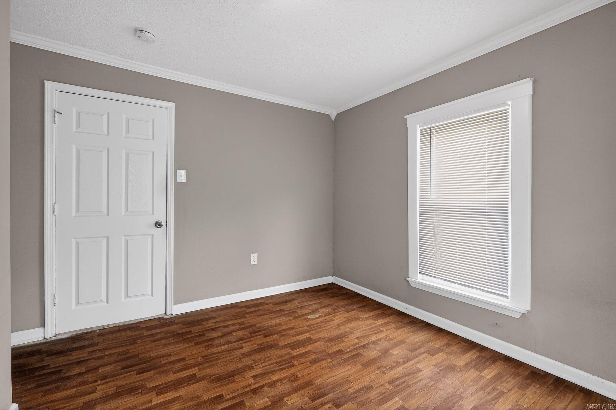 BARROW JOHN - Residential