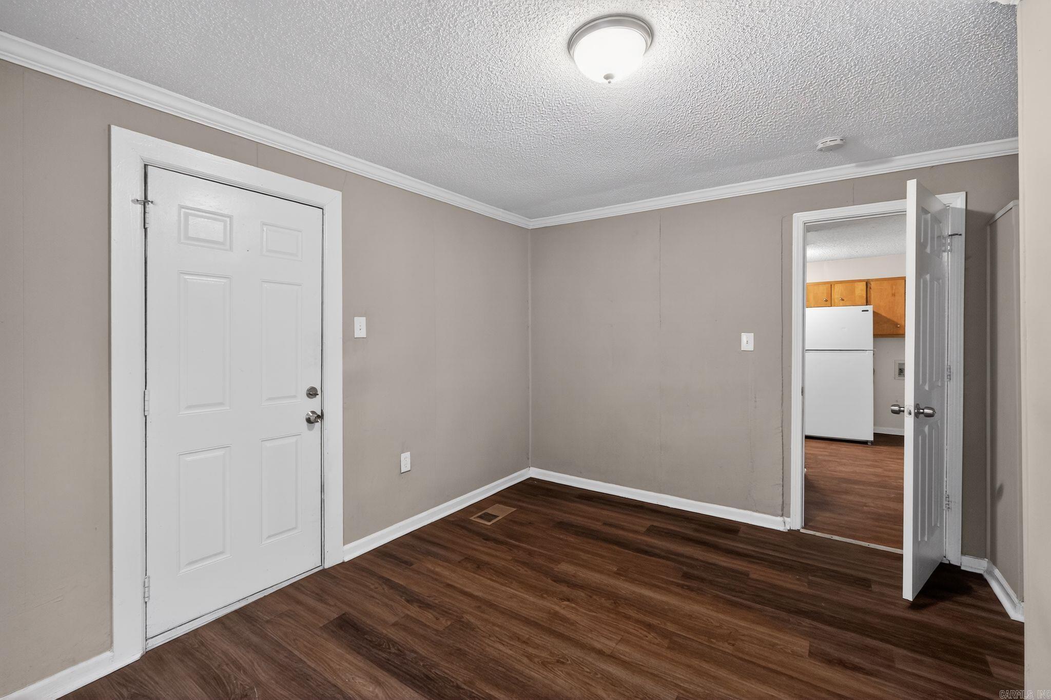 BARROW JOHN - Residential