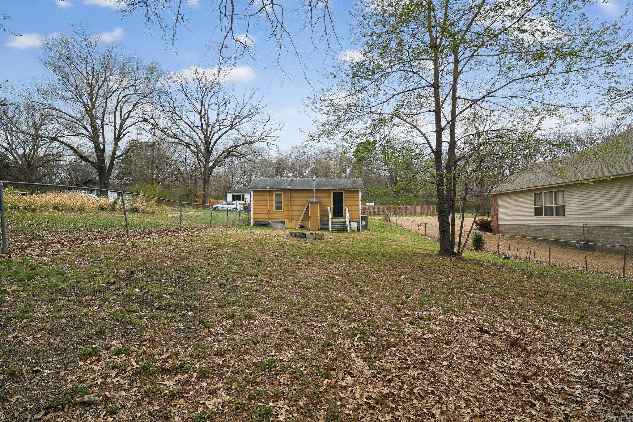 BARROW JOHN - Residential