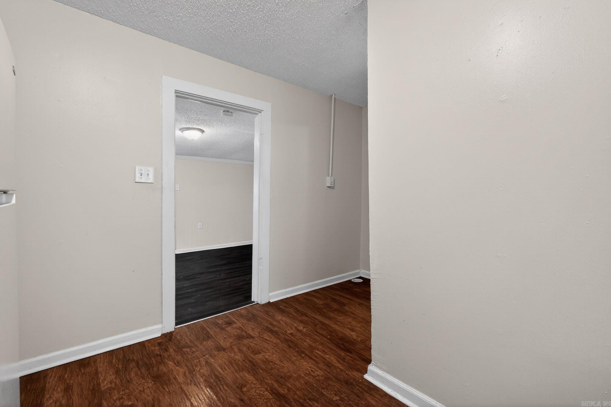 BARROW JOHN - Residential