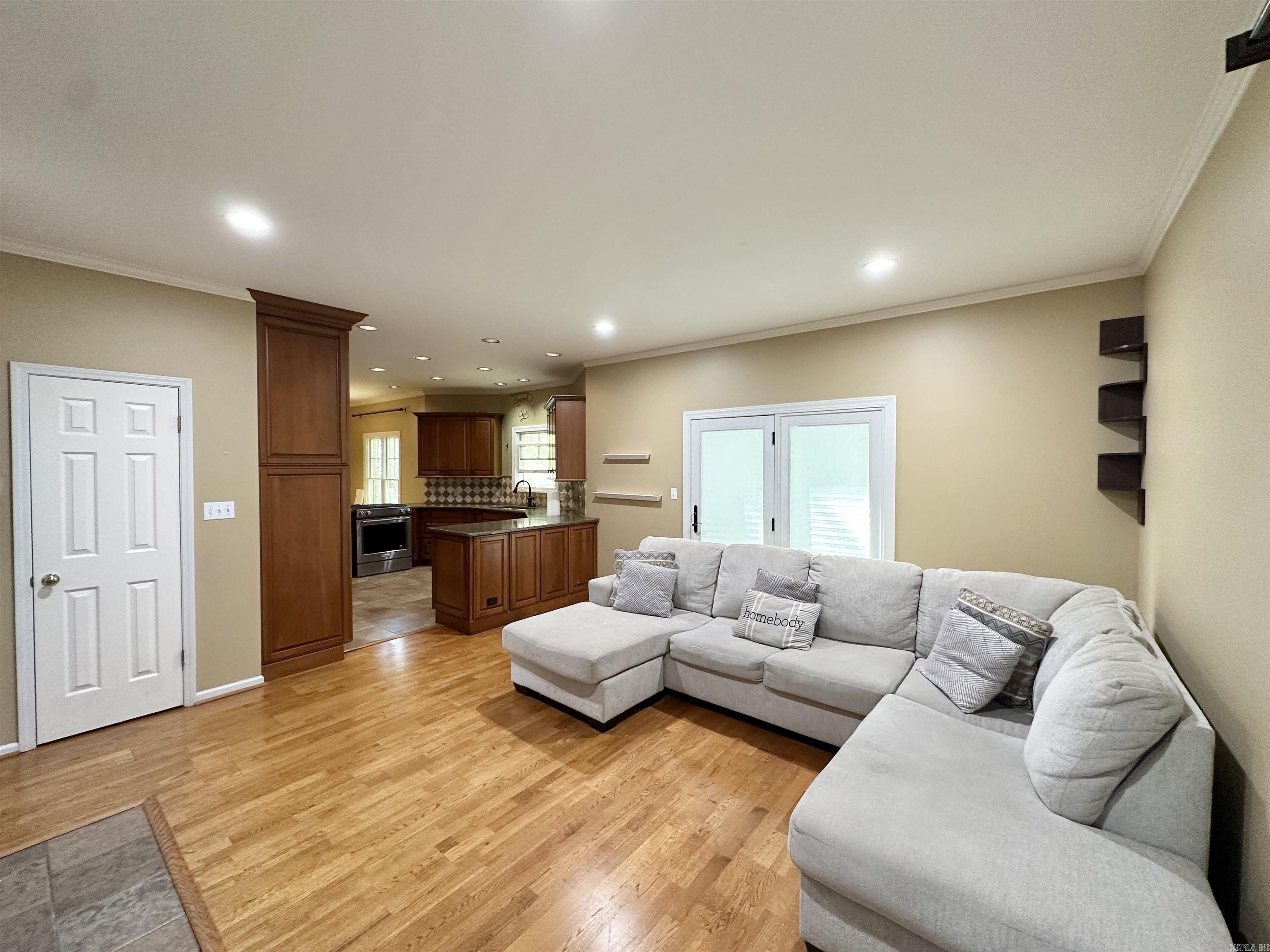 WOODSPRINGS ESTATES - Residential