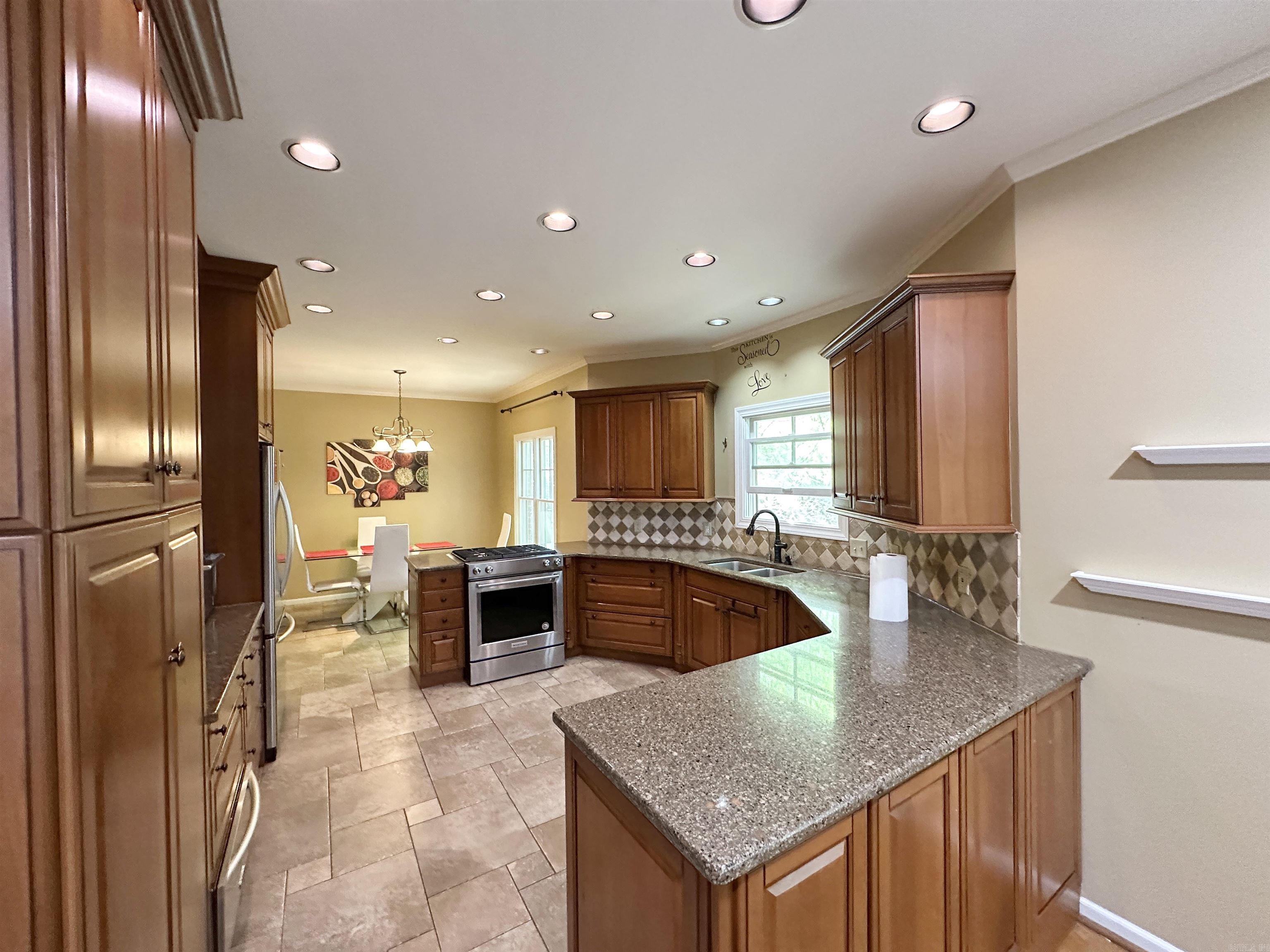 WOODSPRINGS ESTATES - Residential