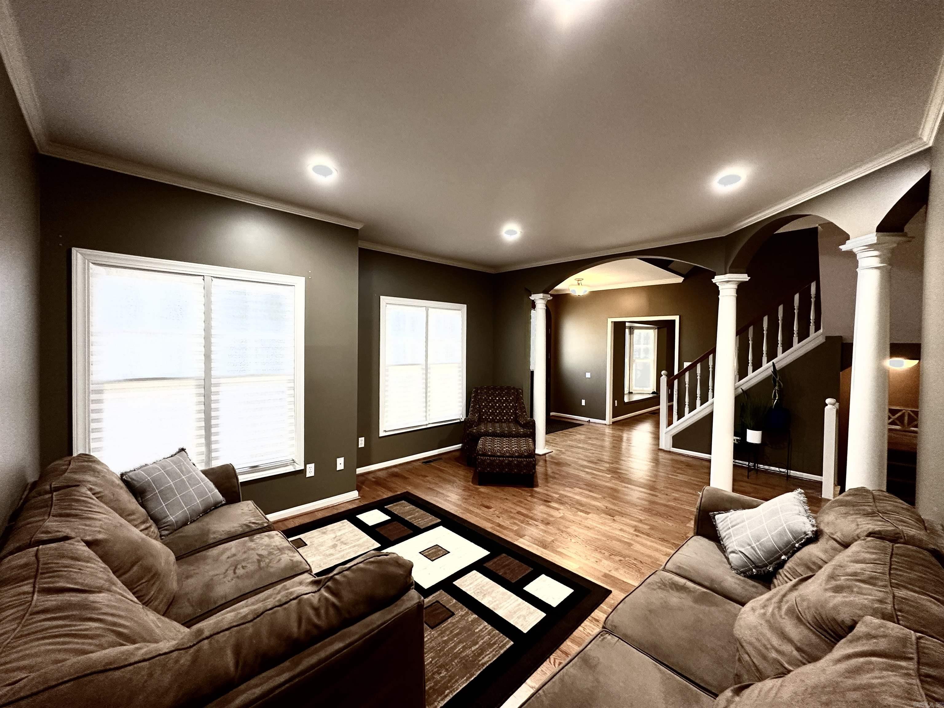 WOODSPRINGS ESTATES - Residential