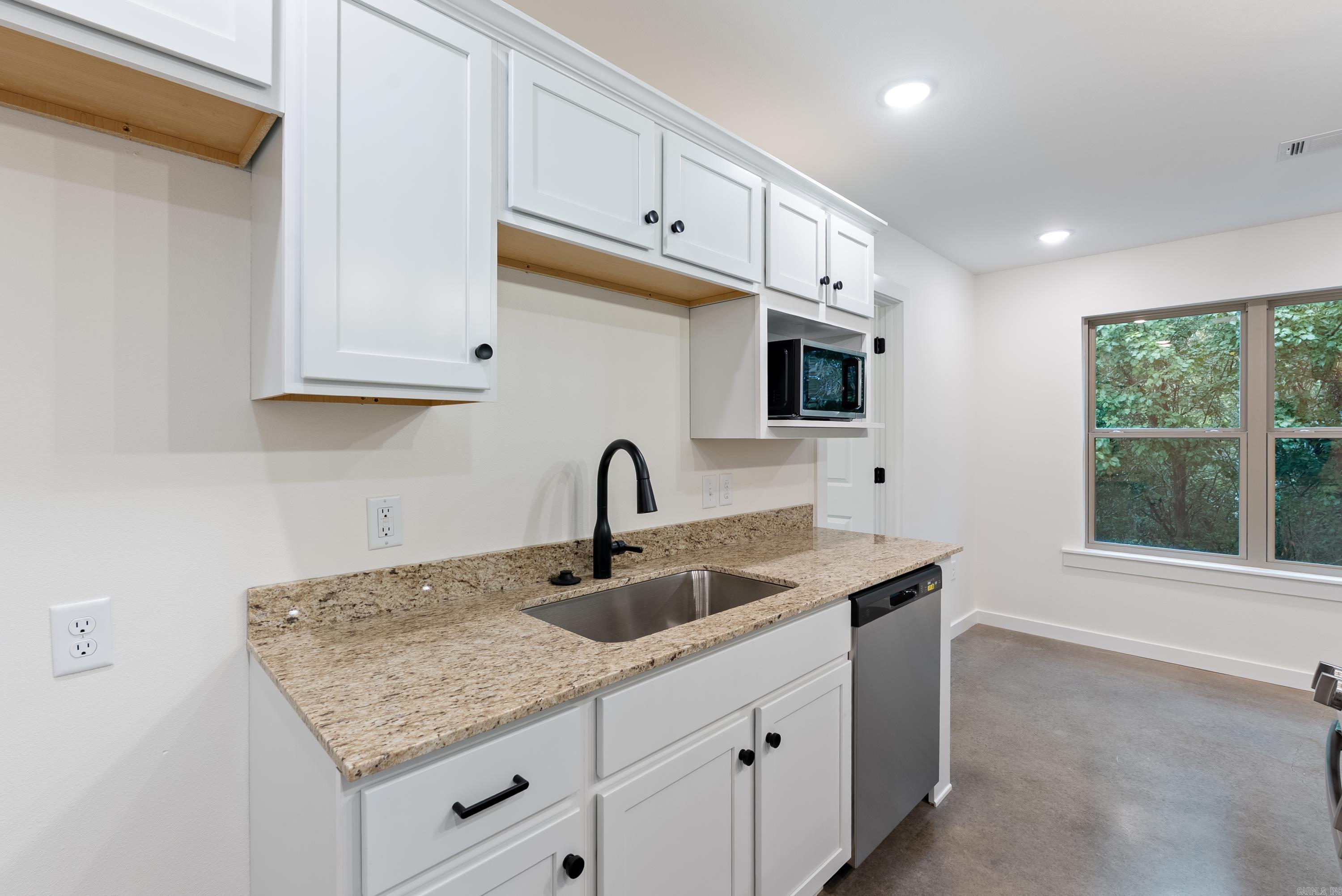 PARKWAY ESTATE - Residential