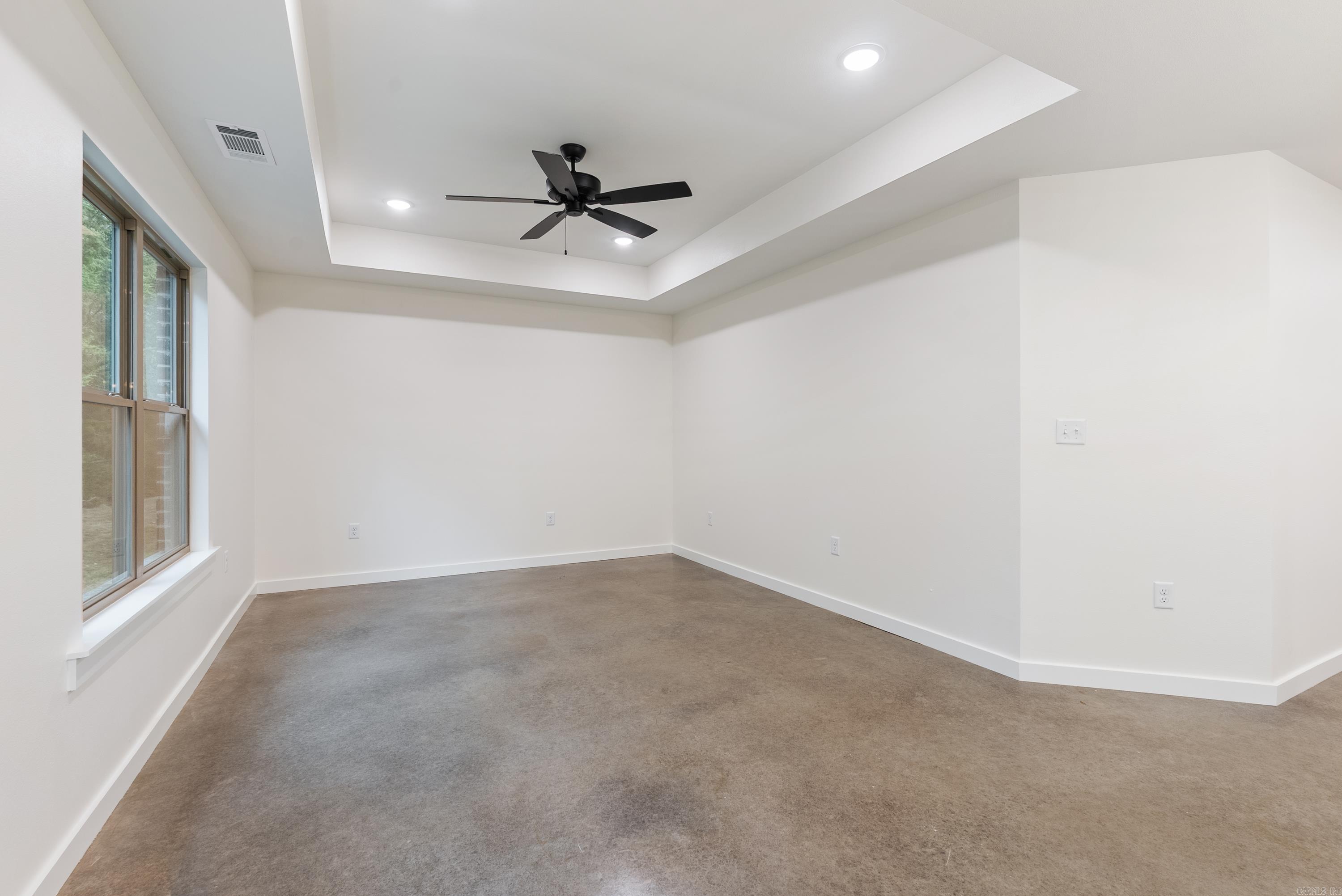 PARKWAY ESTATE - Residential