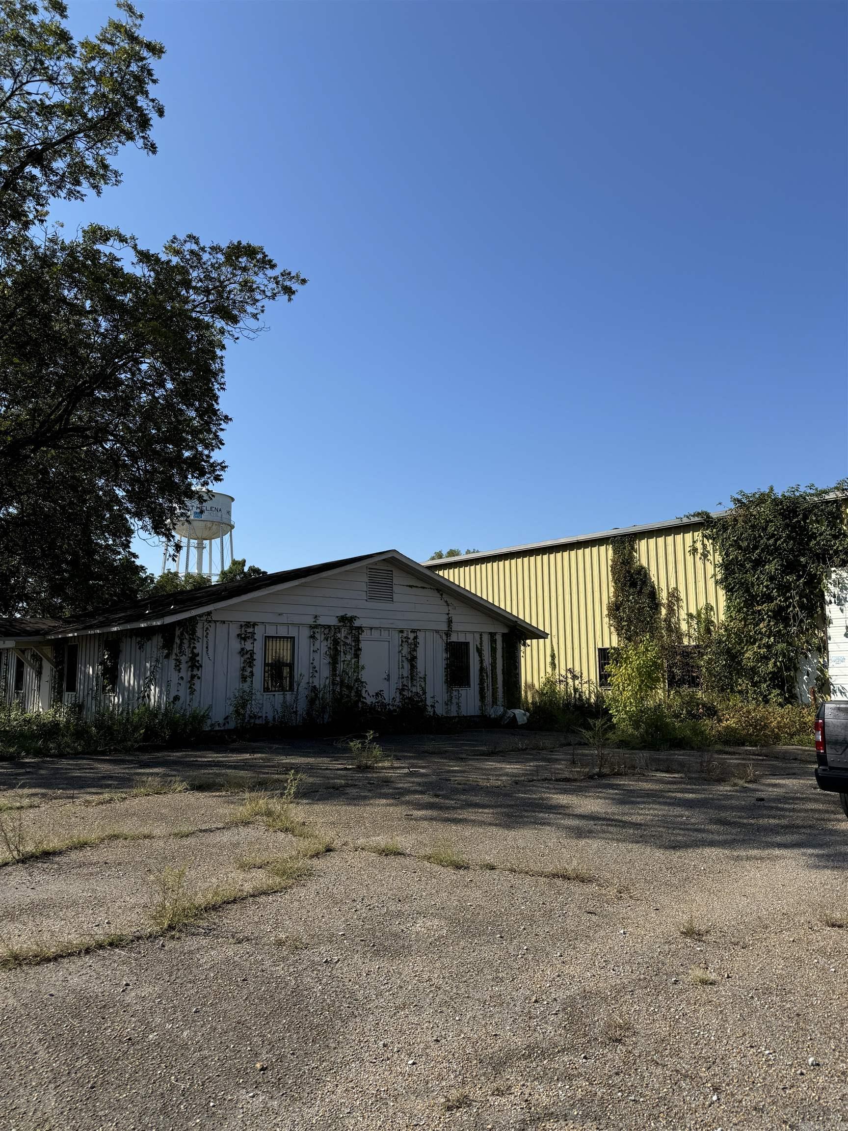 West Helena - Commercial Sale
