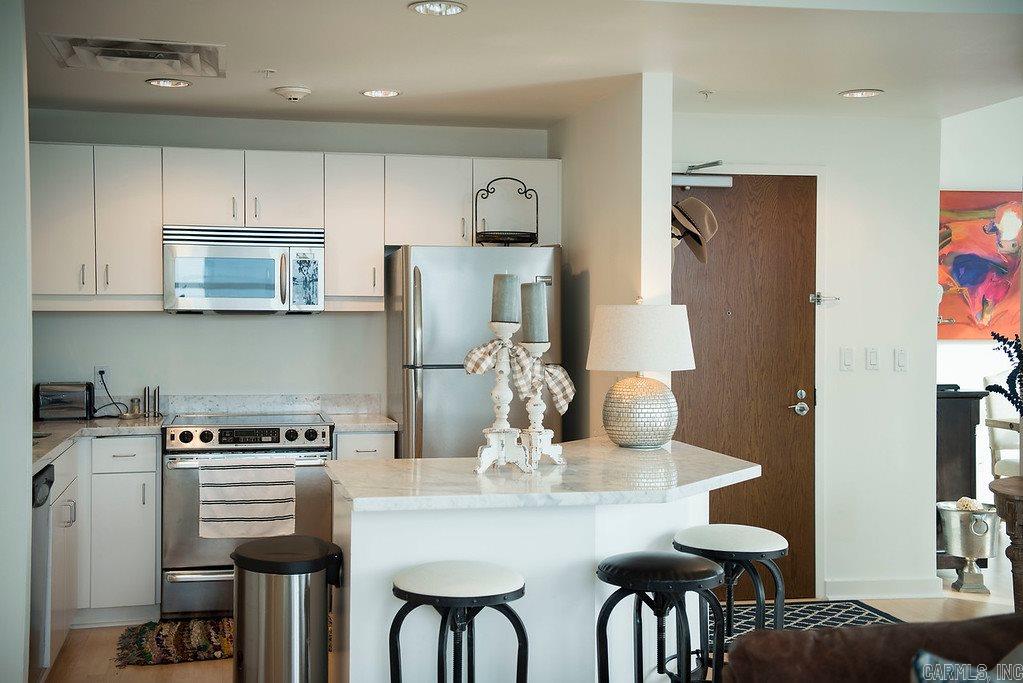 Clinton & Sherman HPR - Residential Lease