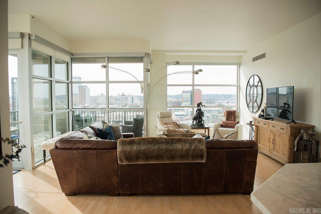 Clinton & Sherman HPR - Residential Lease