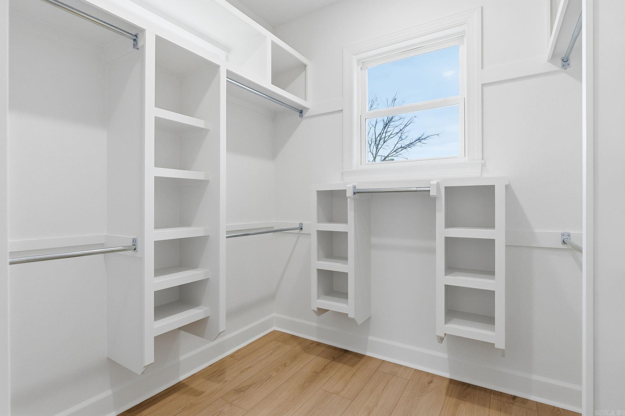 Isabella - Residential