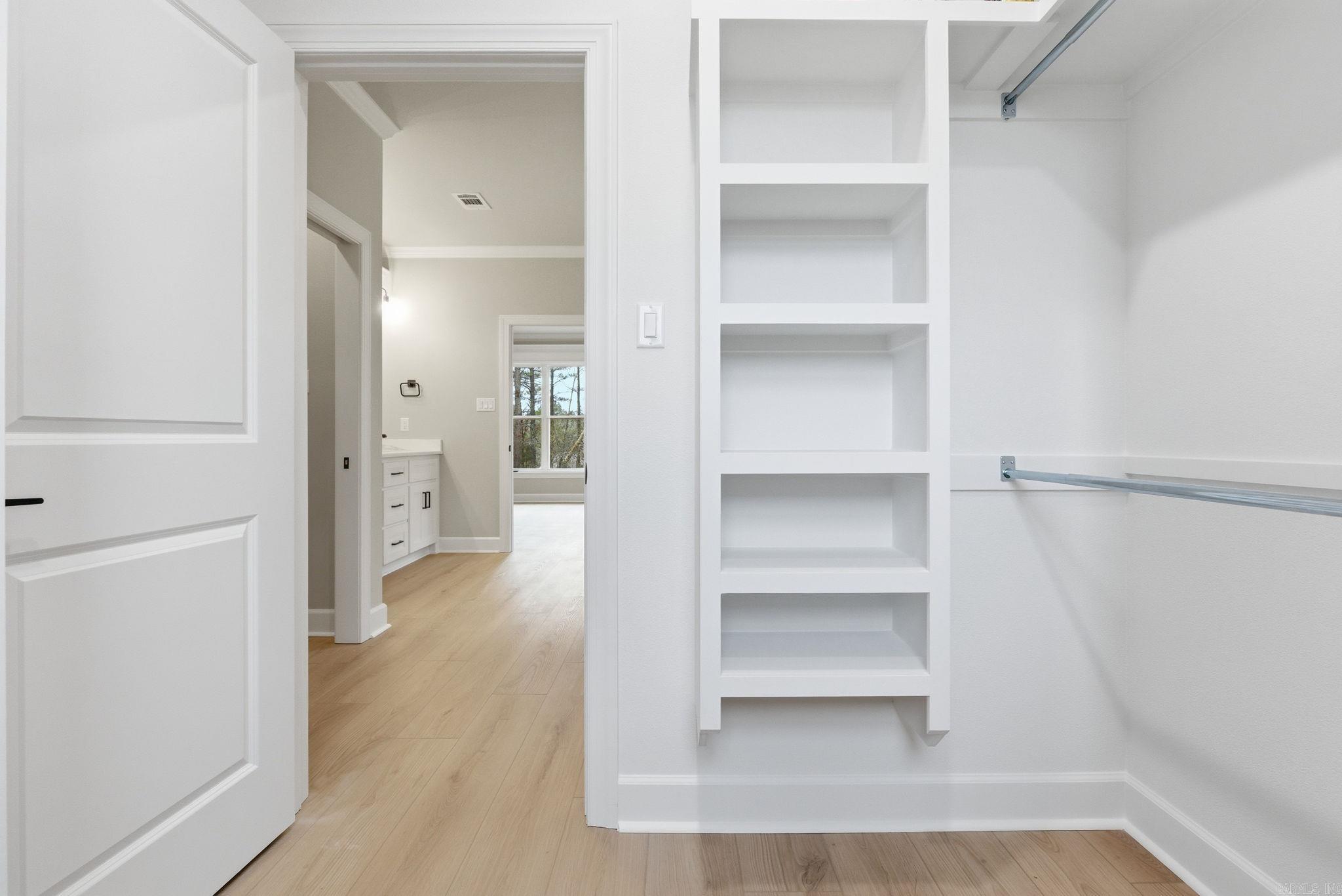 Isabella - Residential