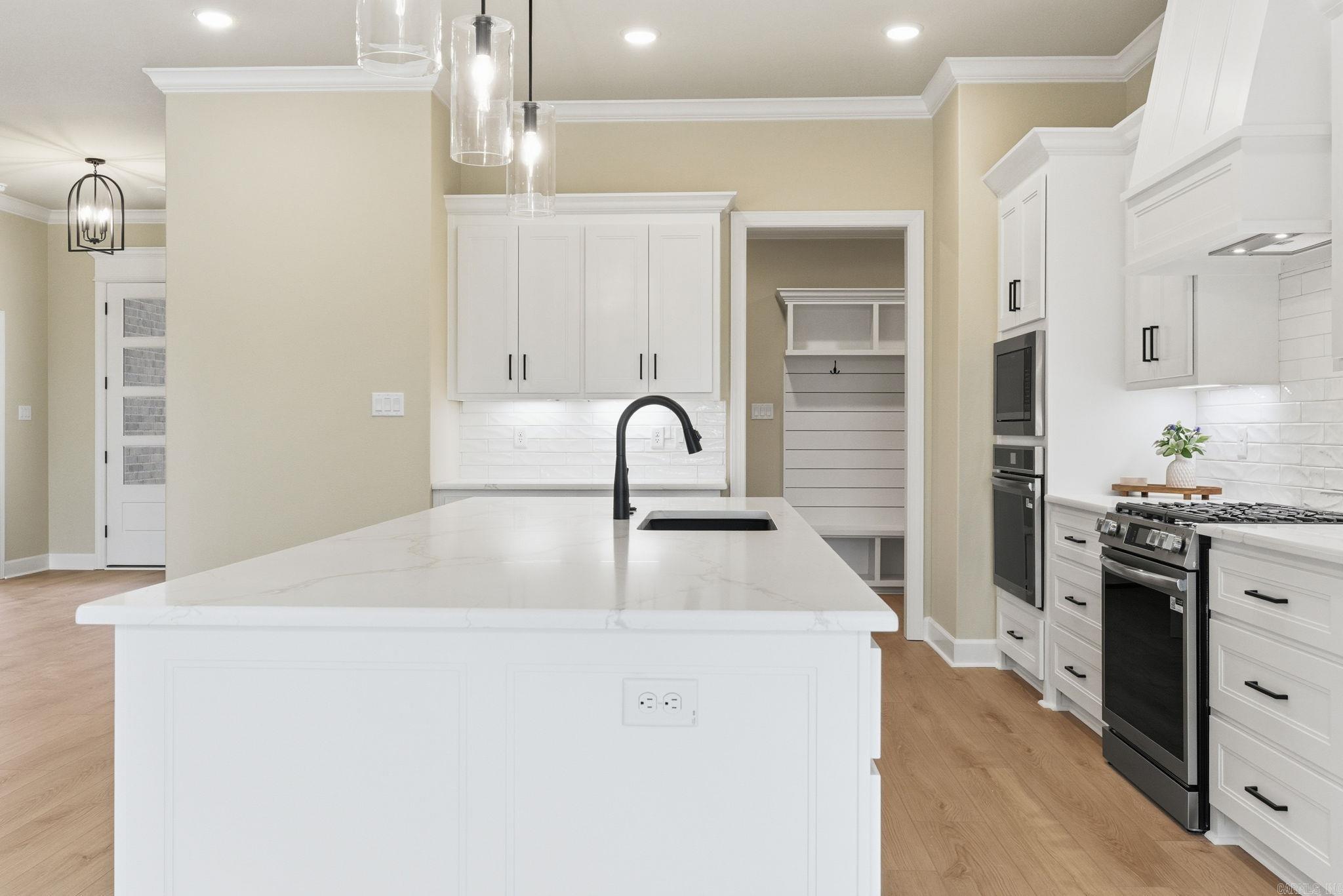 Isabella - Residential