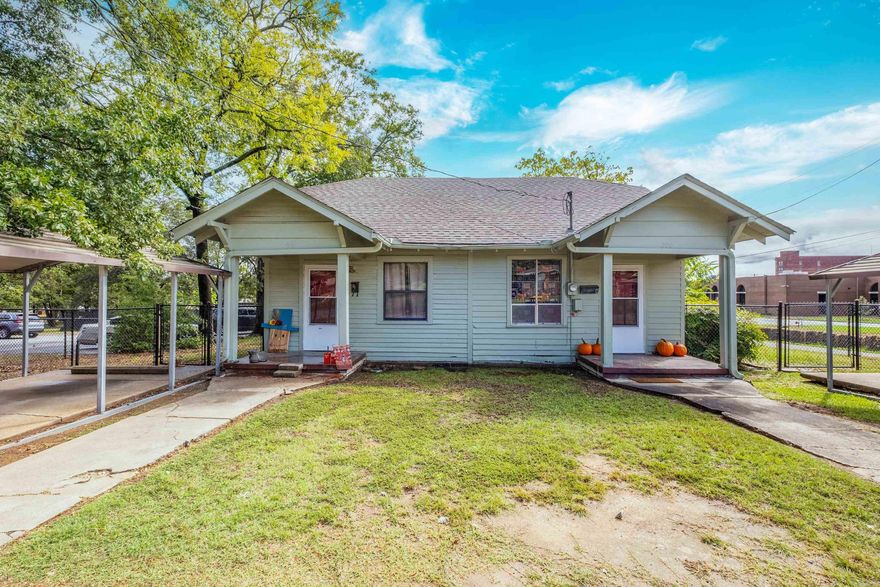 Fully rented duplex in heart of Morrilton, Arkansas.  Property has amazing original charm.  Property has a recently installed new roof as well as fence.  Each unit has laundry hookups and refrigerators will convey to new owner.  There is also a small storage building in the backyard that conveys with the property as well.  New pictures coming soon.  Agents please see remarks for showing and additional information. More pics coming soon.  Add this property to your rental portfolio today!