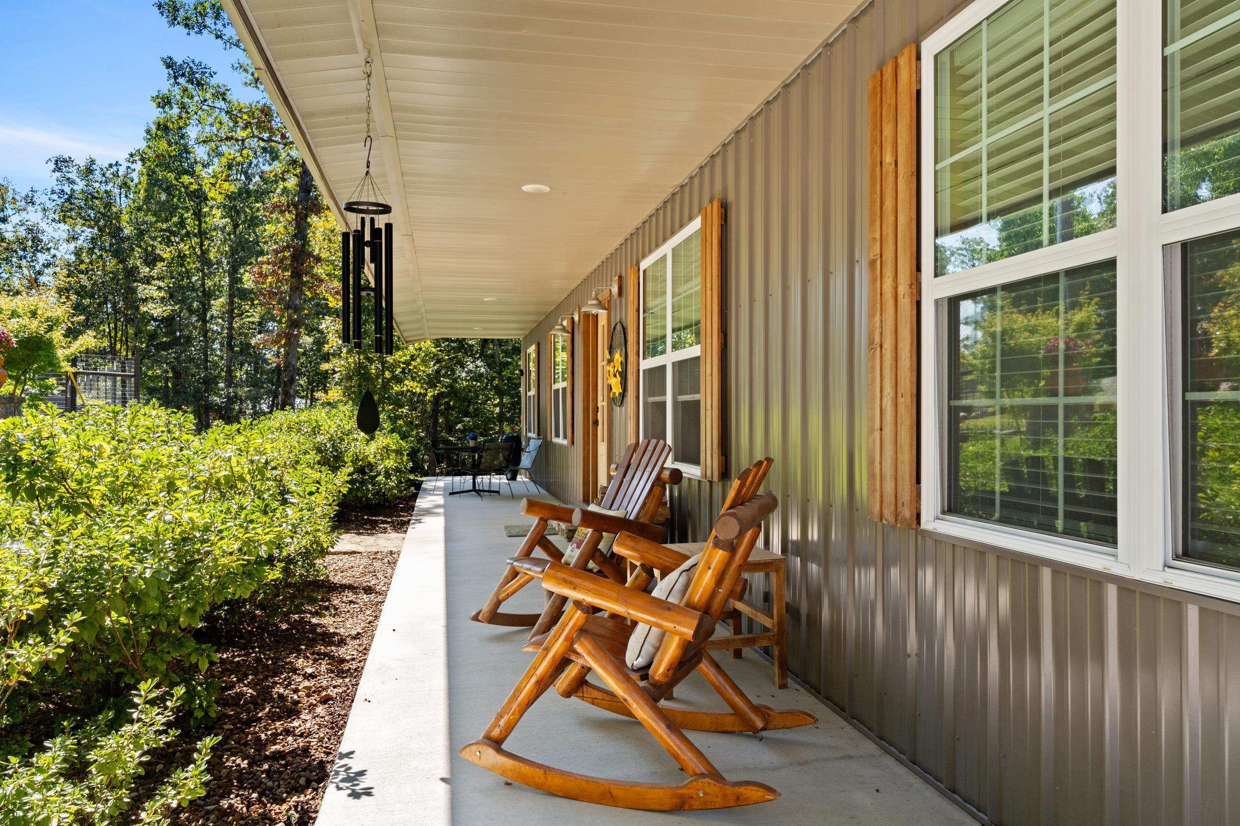 MATTHEWS MOUNTAIN ESTATE - Residential