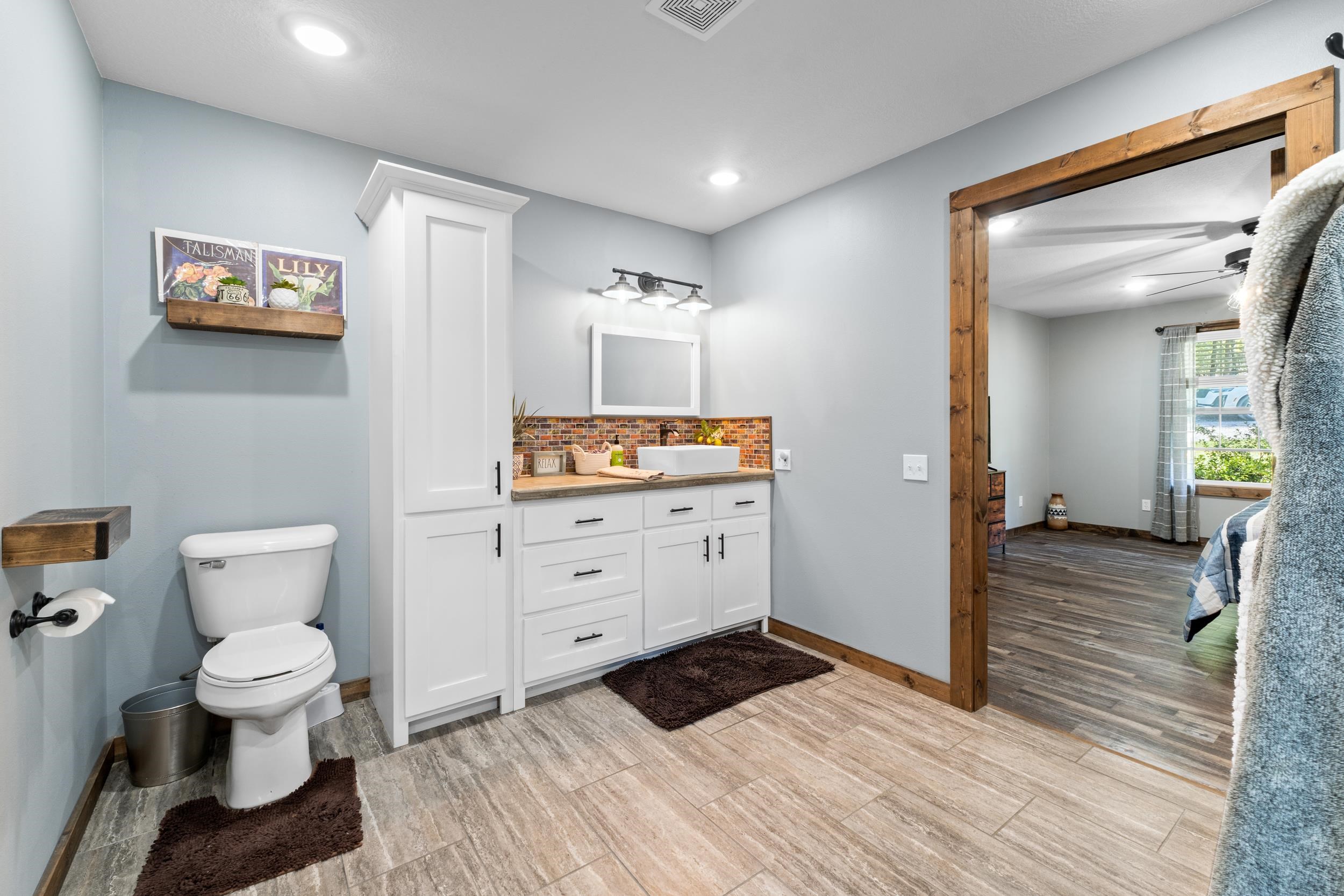 MATTHEWS MOUNTAIN ESTATE - Residential