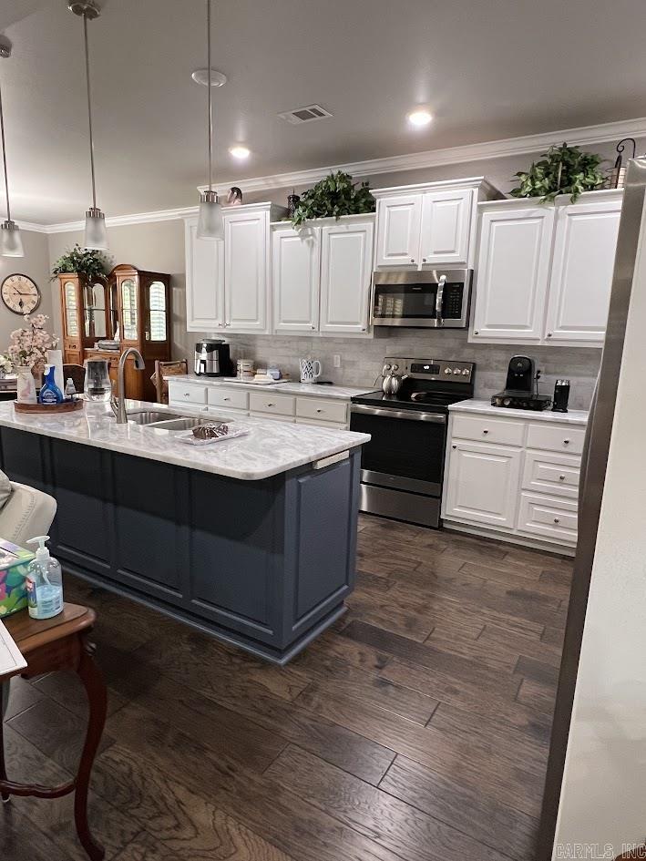 CITY OF RUSSELLVILLE - Residential