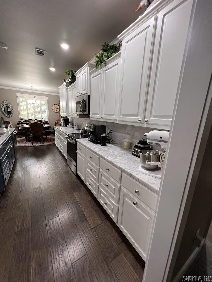 CITY OF RUSSELLVILLE - Residential