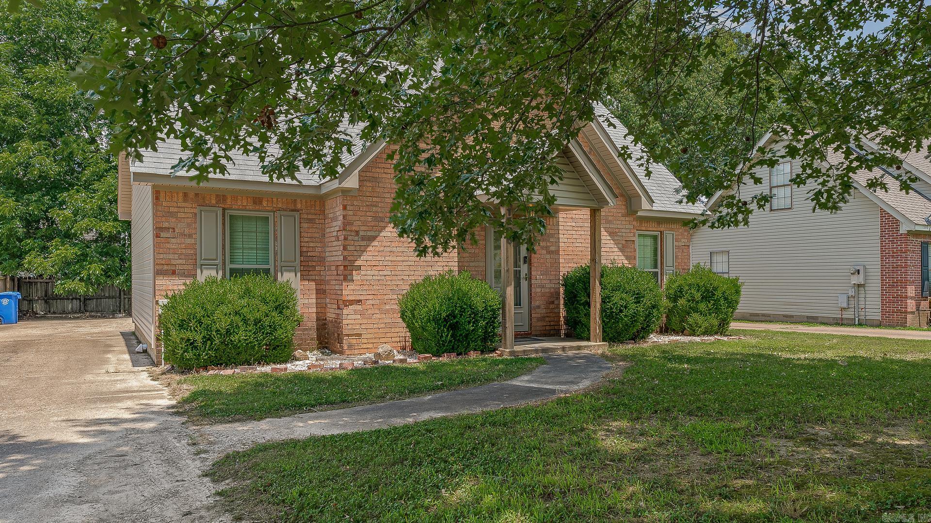 Club Place - Residential