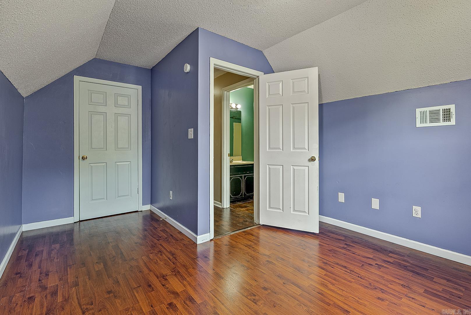 Club Place - Residential