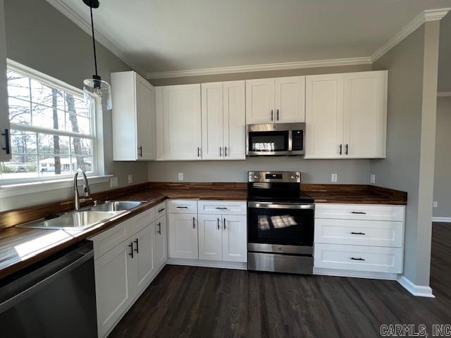 White Hall - Residential