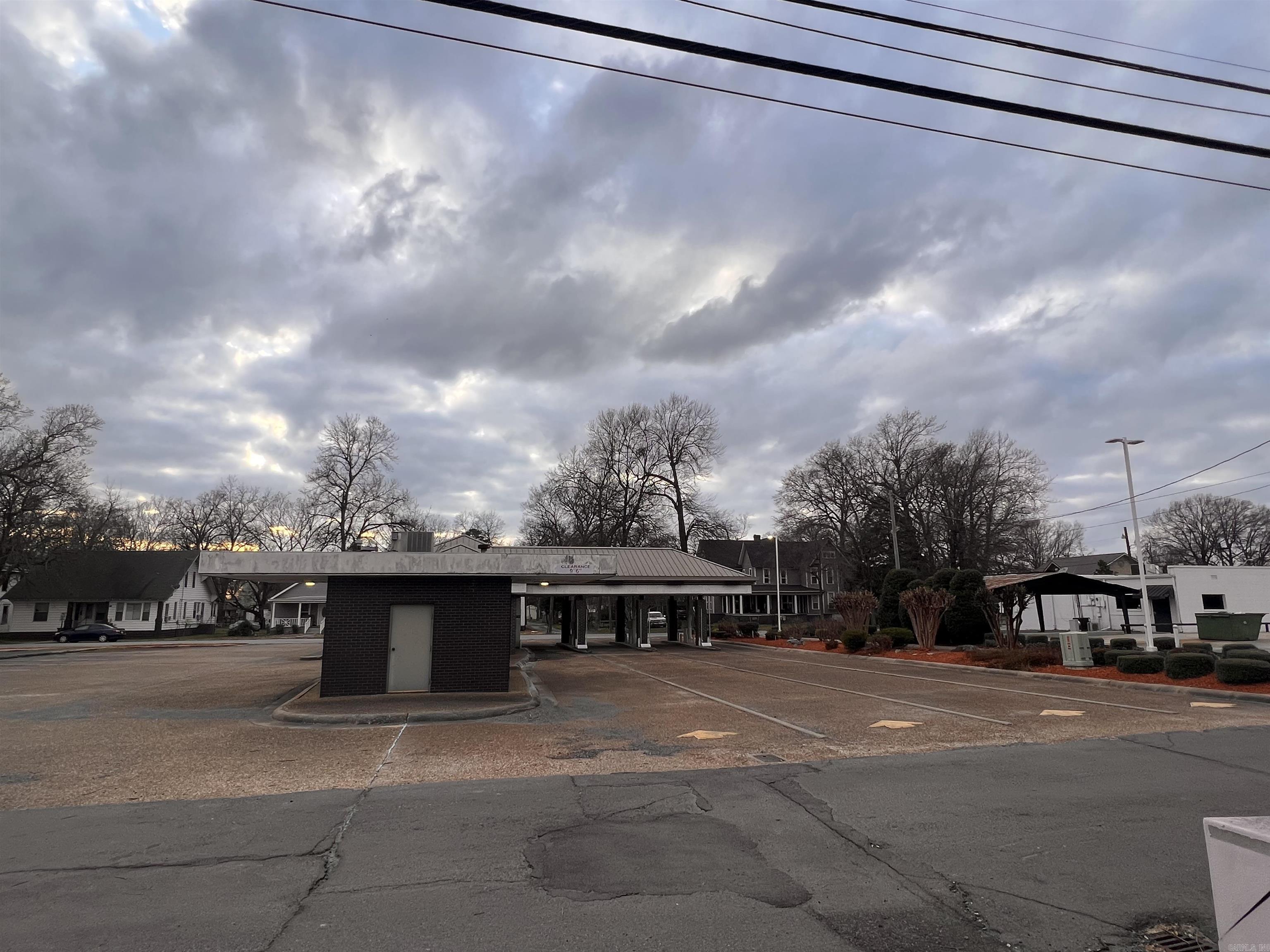 Mahles 2nd - Commercial Sale