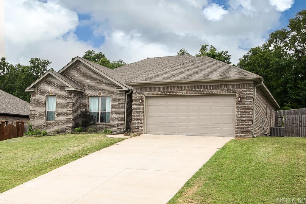 CROSS CREEK - Residential