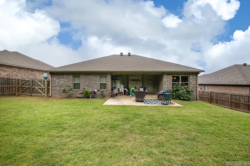 CROSS CREEK - Residential