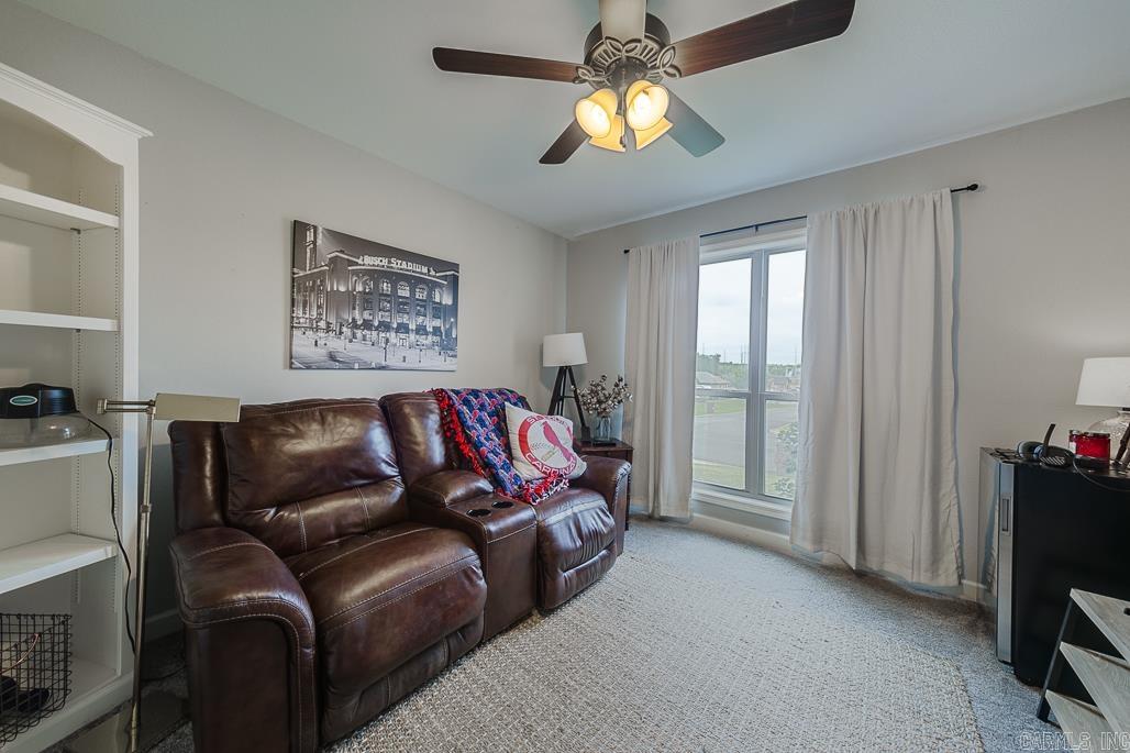 CROSS CREEK - Residential