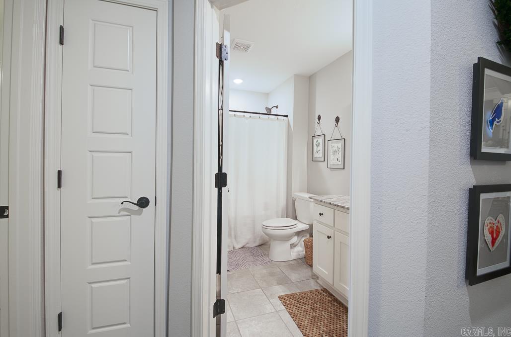 CROSS CREEK - Residential