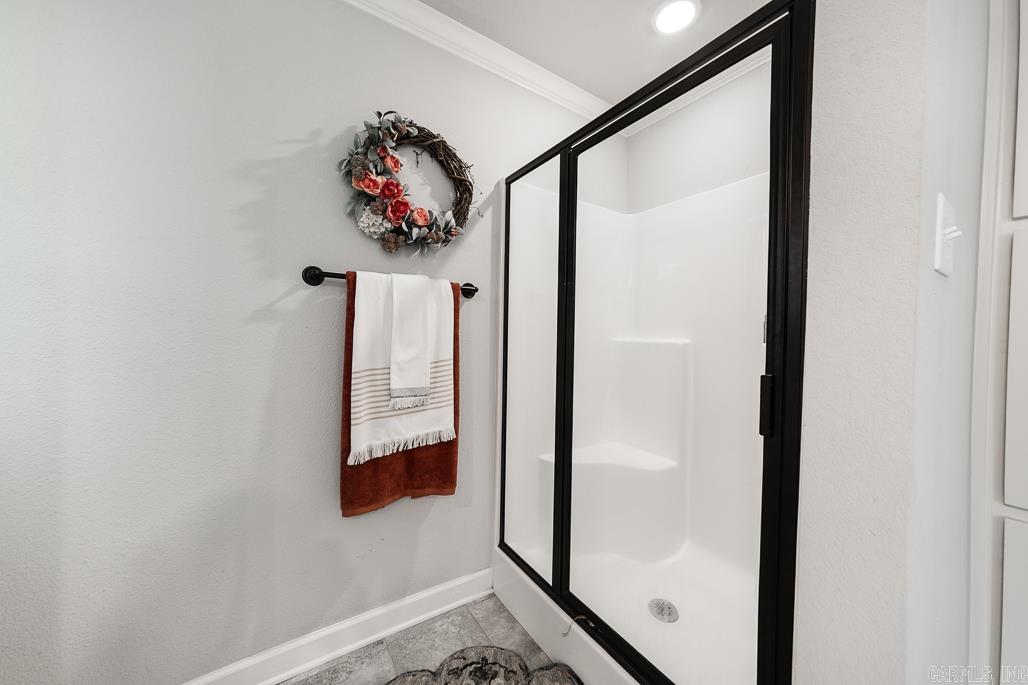 CROSS CREEK - Residential