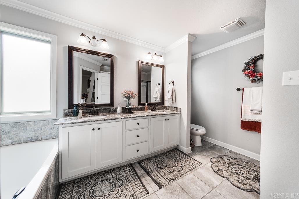 CROSS CREEK - Residential