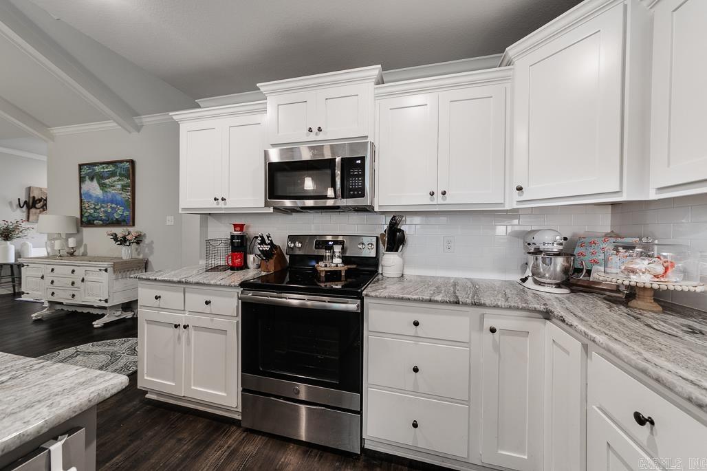 CROSS CREEK - Residential