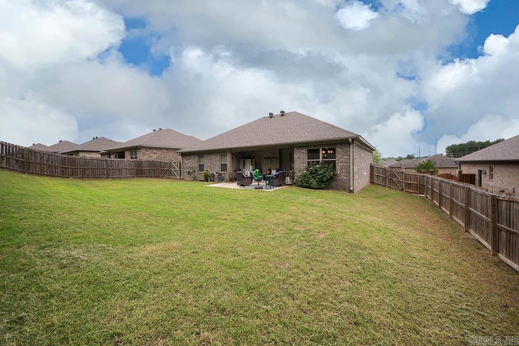 CROSS CREEK - Residential