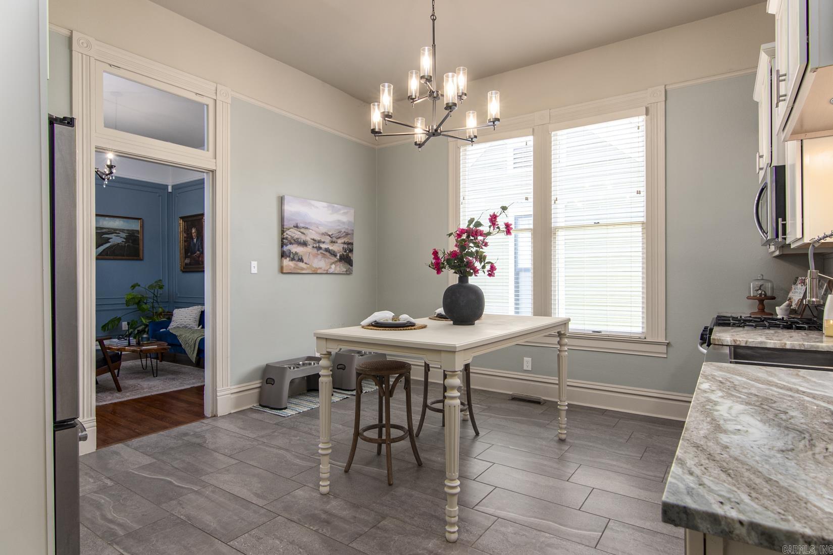 MACARTHUR PLACE ORIGINAL CITY OF - Residential