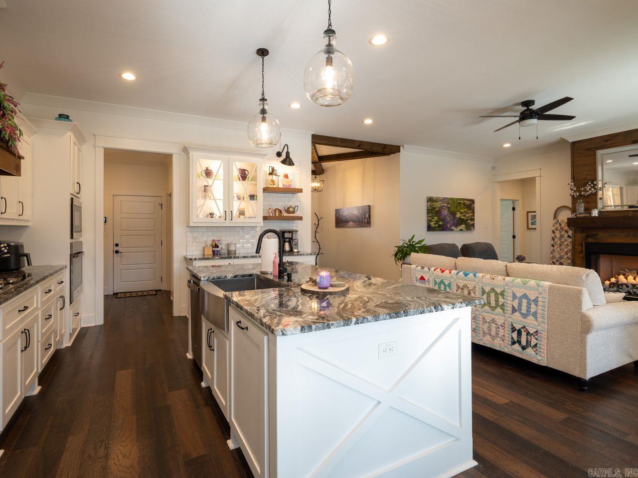 CREEKSIDE ADDN - Residential