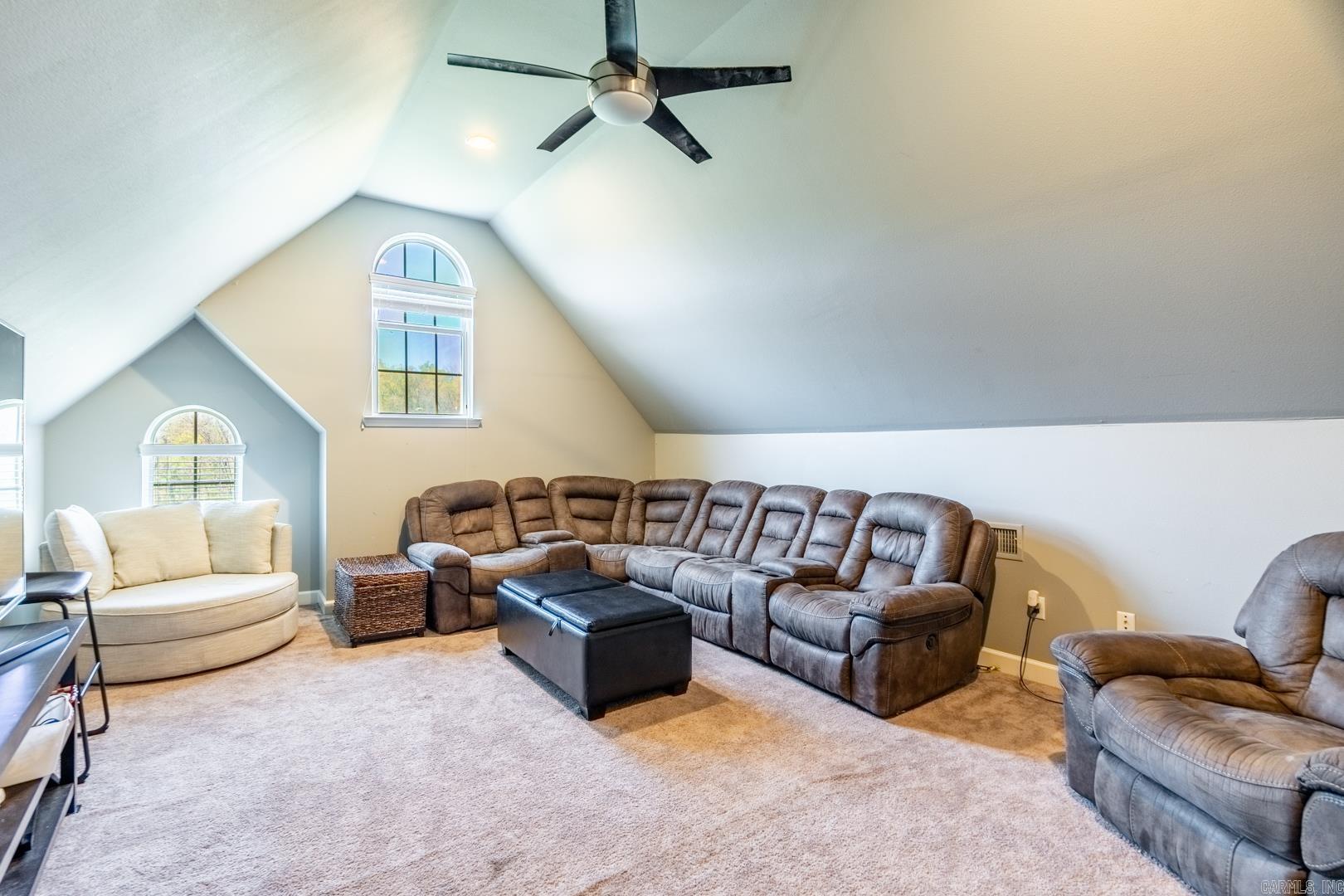 NORTH RIDGE - Residential