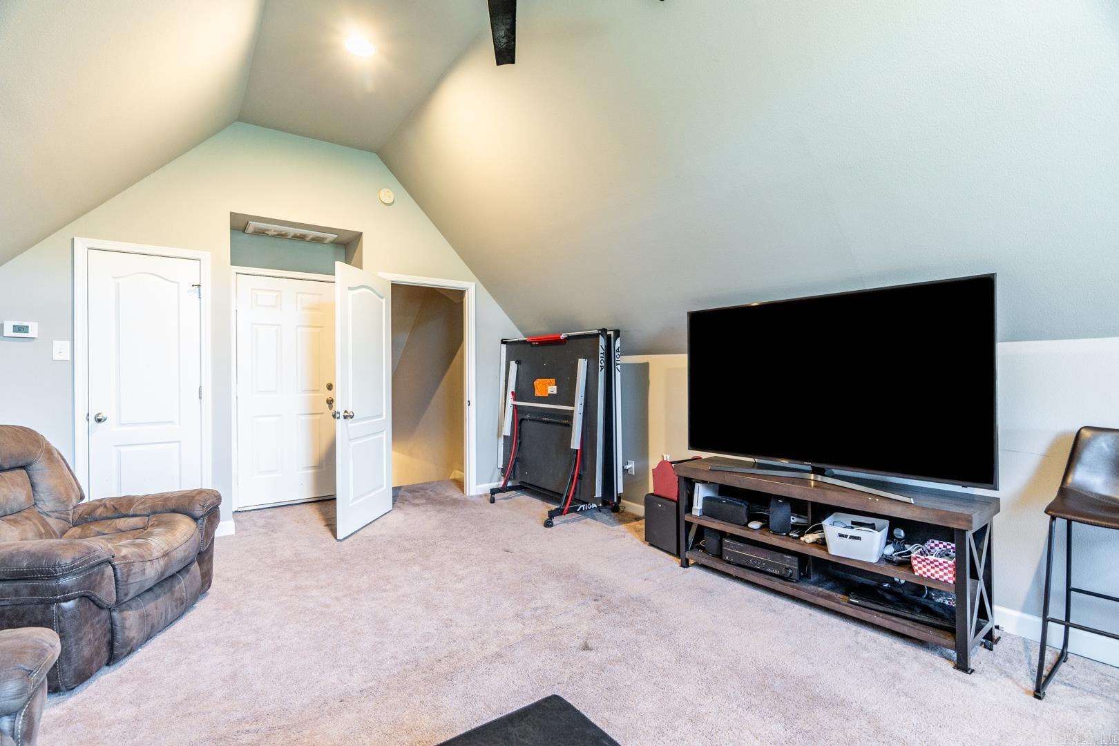 NORTH RIDGE - Residential