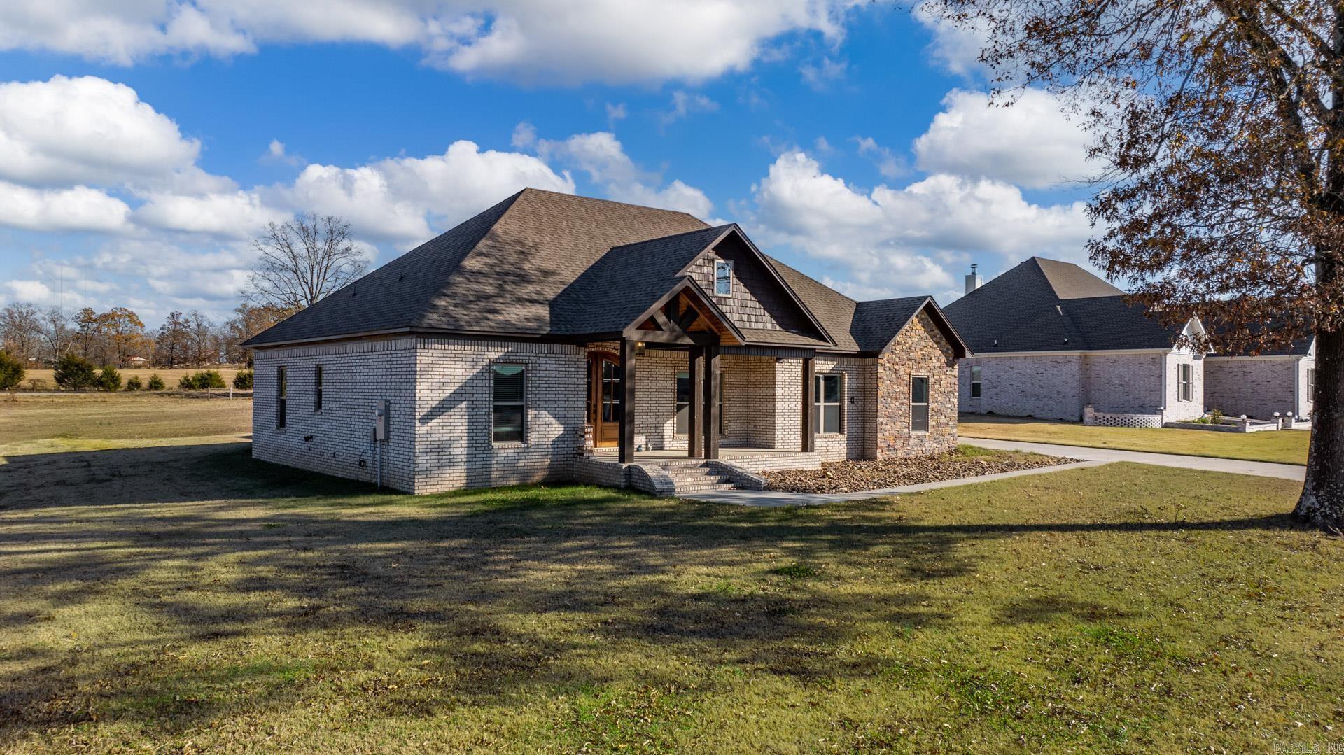 REPUBLICAN VALLEY ESTATES - Residential