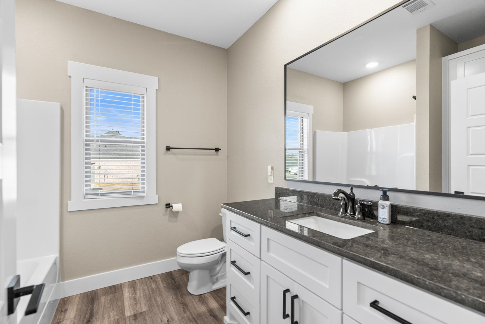 REPUBLICAN VALLEY ESTATES - Residential