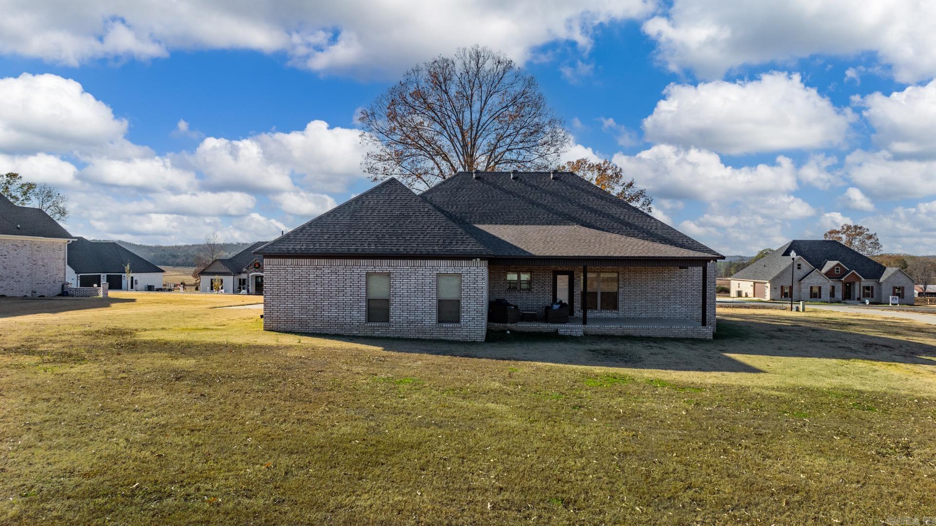 REPUBLICAN VALLEY ESTATES - Residential