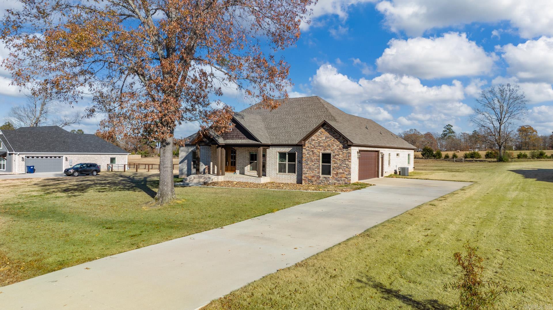 REPUBLICAN VALLEY ESTATES - Residential