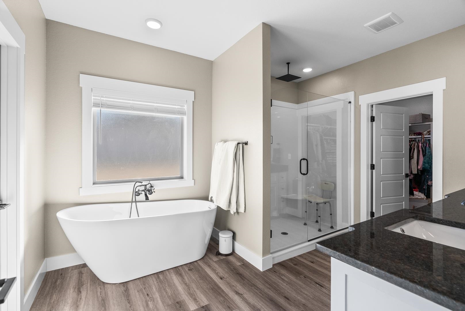 REPUBLICAN VALLEY ESTATES - Residential