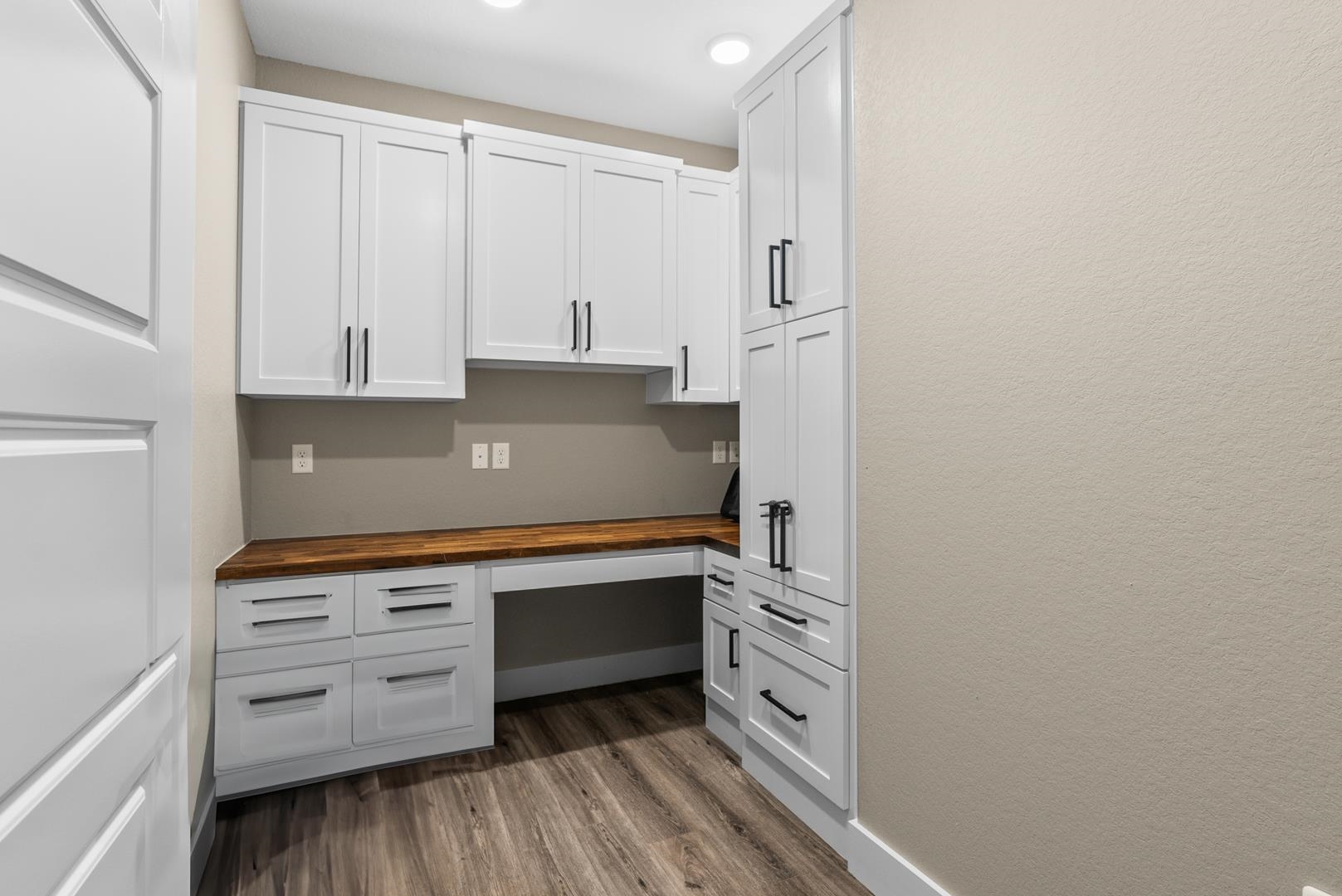 REPUBLICAN VALLEY ESTATES - Residential